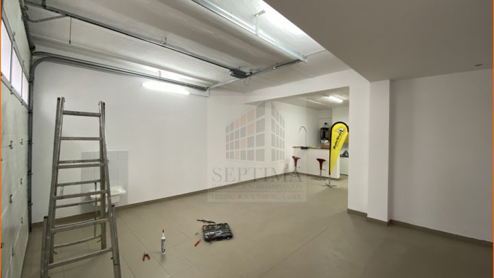 ERSTBEZUG nach Modernisierung! Kühllager mit Sektionaltor und Büro zu vermieten!