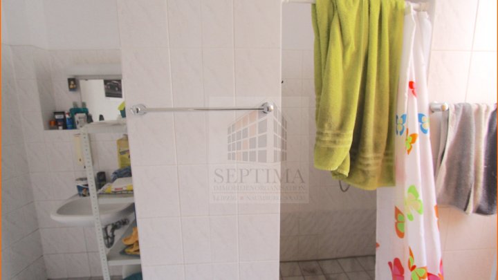 Neu hergerichtete 1 Raumwohnung mit Einbauküche und Waschmaschine zu vermieten