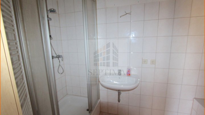 3 Raumwohnung mit großer Terrasse sucht neuen Mieter!