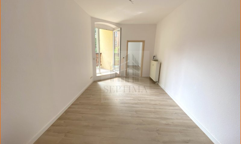 ERSTBEZUG nach Modernisierung! 3 Raumwohnung mit Balkon auf dem Klemmberg