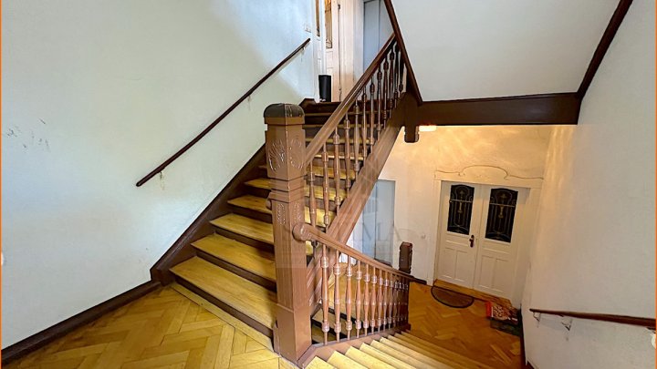 Nur eine Straße vom Fockeberg entfernt. Gemütliche und ruhig gelegene 3 Raumwohnung im Dachgeschoß zu verkaufen