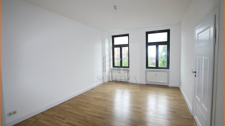 Hochwertige 4 Raumwohnung mit Balkon und 2 Bädern zwischen Rosental, Innenstadt und Bahnhof