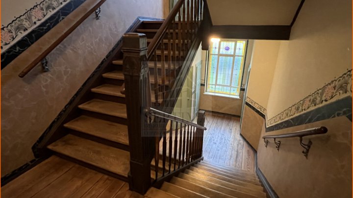 Hochwertig sanierte und gemütliche 3 Raumwohnung mit großem Balkon in ruhiger Lage und nah dem Auewald zu verkaufen