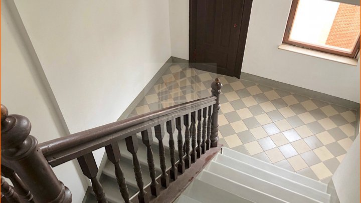 Vollvermietetes Haus im Zentrum von Hohenstein-Ernstthal ohne Instandhaltungsrückstau für die 12fache Jahresmiete  zu verkaufen