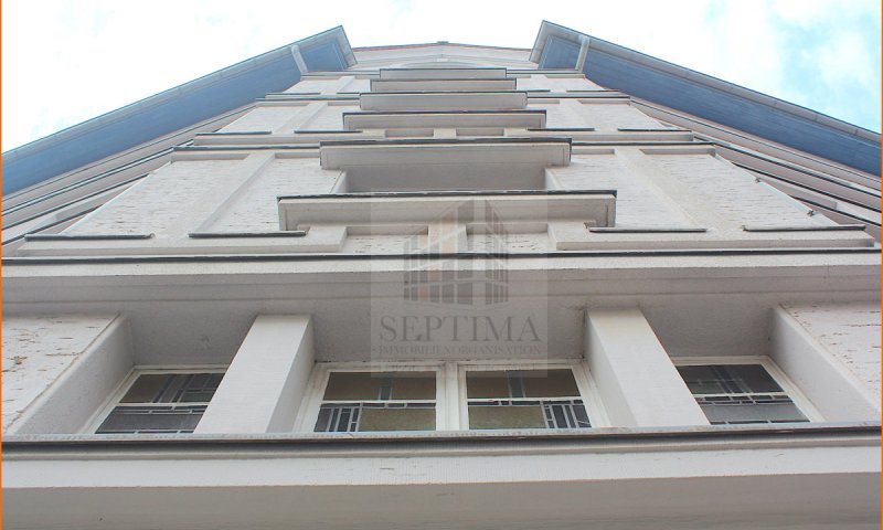 3 Häuser, mit Dämmung, dreifach verglasten Fenstern, neuer Heizung und vollständig saniert - sehr gut vermietet!