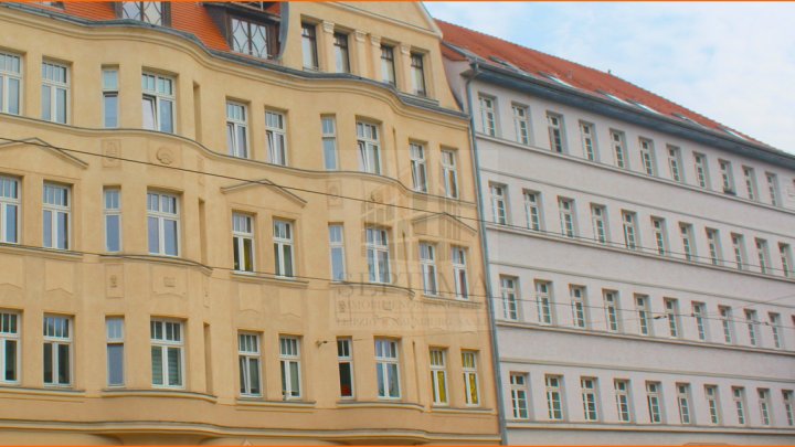 3 Häuser, mit Dämmung, dreifach verglasten Fenstern, neuer Heizung und vollständig saniert - sehr gut vermietet!