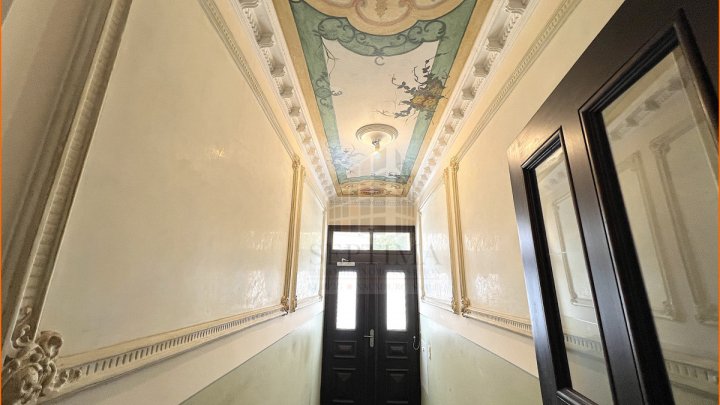 Denkmalgeschütztes, 2013 kernsaniertes, Mehrfamilienhaus zu verkaufen