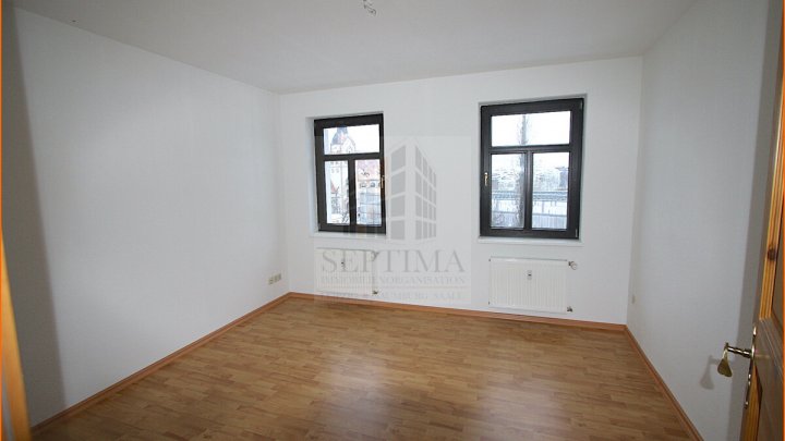 Zu Fuß zum Bahnhof, der Innenstadt und dem Rosental - gemütliche 2 Raumwohnung zu verkaufen