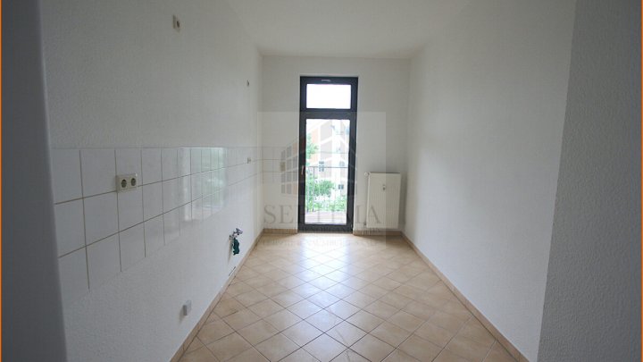 Zu Fuß zum Bahnhof, der Innenstadt und dem Rosental - gemütliche 2 Raumwohnung mit Balkon zu verkaufen