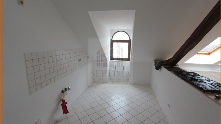 Gemütliche und helle 3 Raumwohnung im Dachgeschoß zu vermieten