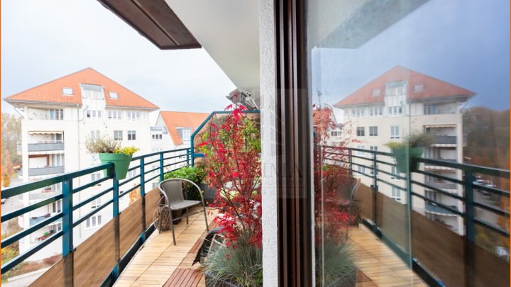 Sofort einziehen! Wunderbare 4 Raum-Maisonettewohnung mit hochwertiger Einbauküche und Balkon zu verkaufen