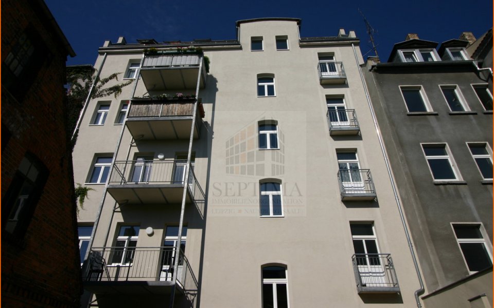 Haus hofseitig